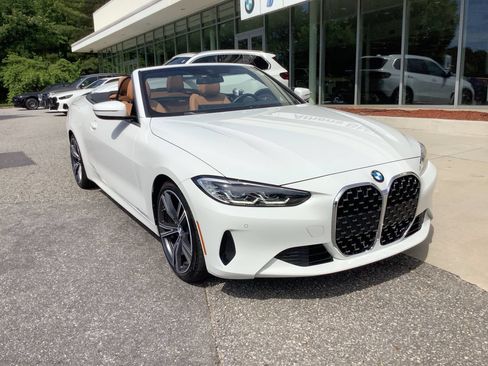 Certified 2024 BMW 430i Convertible w/ Convenience Package RWD image 2