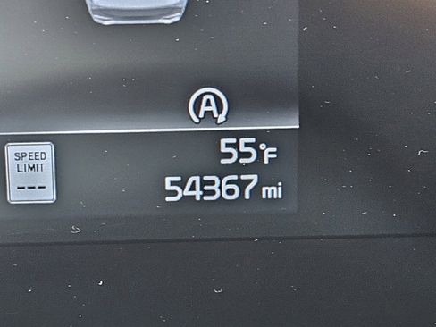 Used 2024 Kia Sportage LX image 28