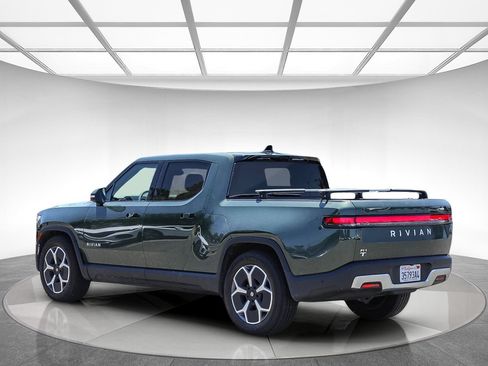 Used 2023 Rivian R1T Adventure AWD/4WD image 2