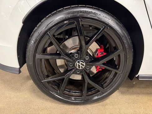 Used 2024 Volkswagen GTI SE image 38