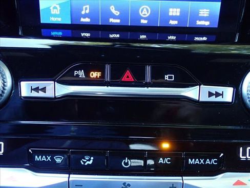 Used 2021 Ford Explorer ST w/ Equipment Group 401A AWD/4WD image 22