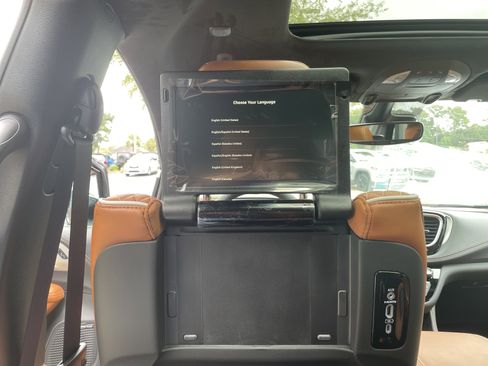 New 2026 Chrysler Pacifica Pinnacle image 37