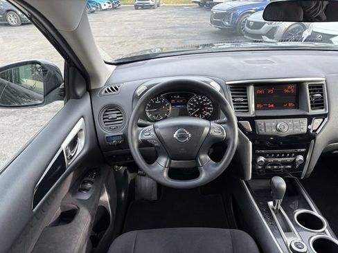 Used 2016 Nissan Pathfinder S image 19