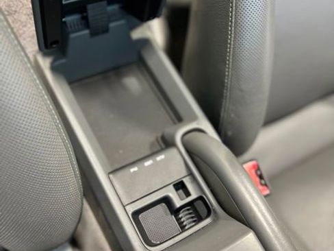 Used 2009 Porsche 911 Carrera S w/ PWR Seat Pkg image 27