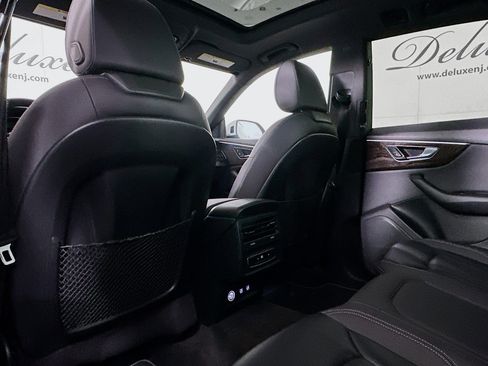 Used 2020 Audi Q8 Premium w/ Black Optic Package image 24