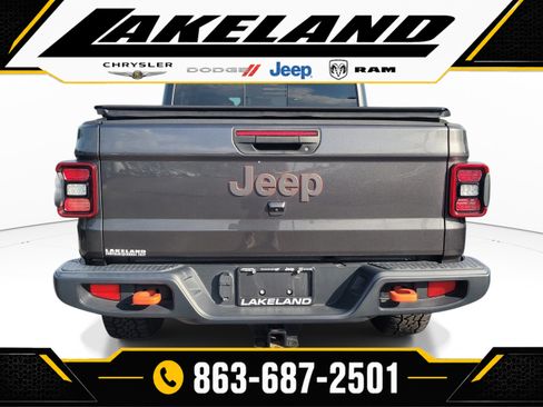 Used 2024 Jeep Gladiator Mojave AWD/4WD image 5