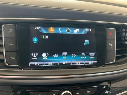 Used 2018 Buick Enclave Essence w/ Trailering Package AWD/4WD image 52