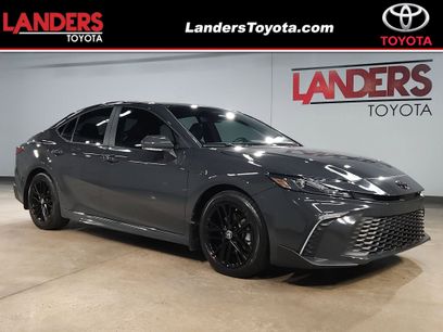 Used 2025 Toyota Camry SE