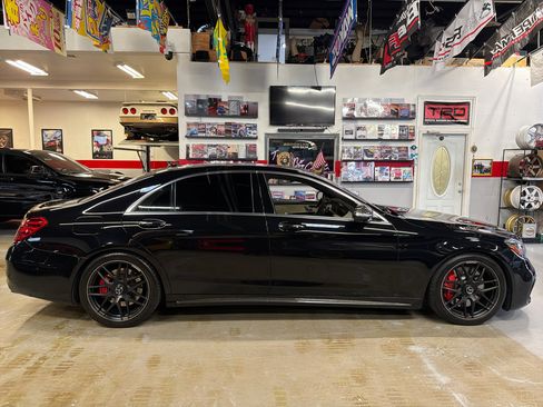 Used 2018 Mercedes-Benz S 63 AMG S 4MATIC Sedan image 5