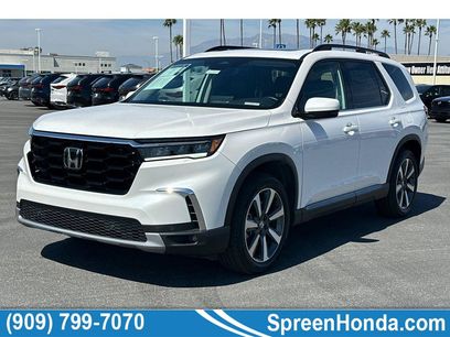 Certified 2025 Honda Pilot Touring