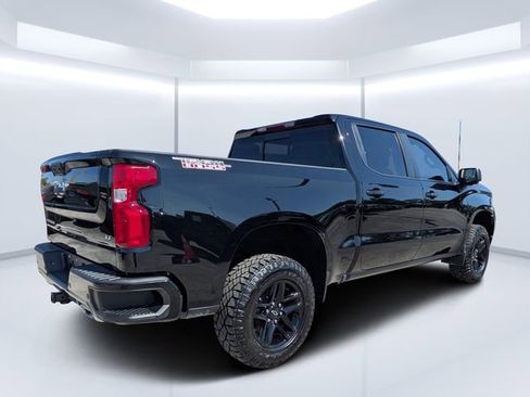 Used 2023 Chevrolet Silverado 1500 LT Trail Boss w/ LT Trail Boss Premium Package image 3