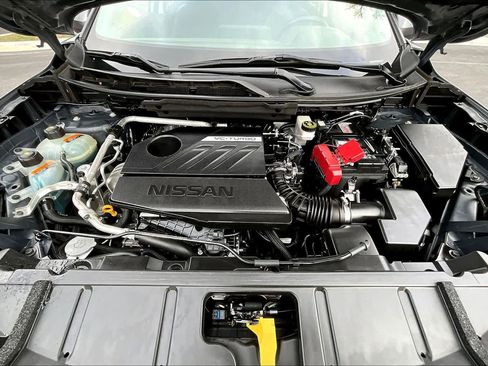 Used 2023 Nissan Rogue SL w/ SL Premium Package image 31