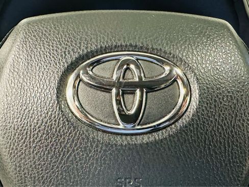 Certified 2023 Toyota Camry SE w/ Convenience Package image 16