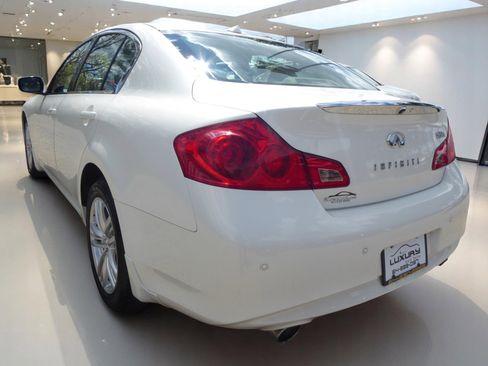 Used 2012 INFINITI G37 x Sedan w/ Premium Pkg image 9