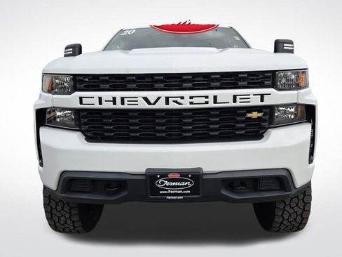 Used 2020 Chevrolet Silverado 1500 Custom w/ Custom Max Trailering Package image 1
