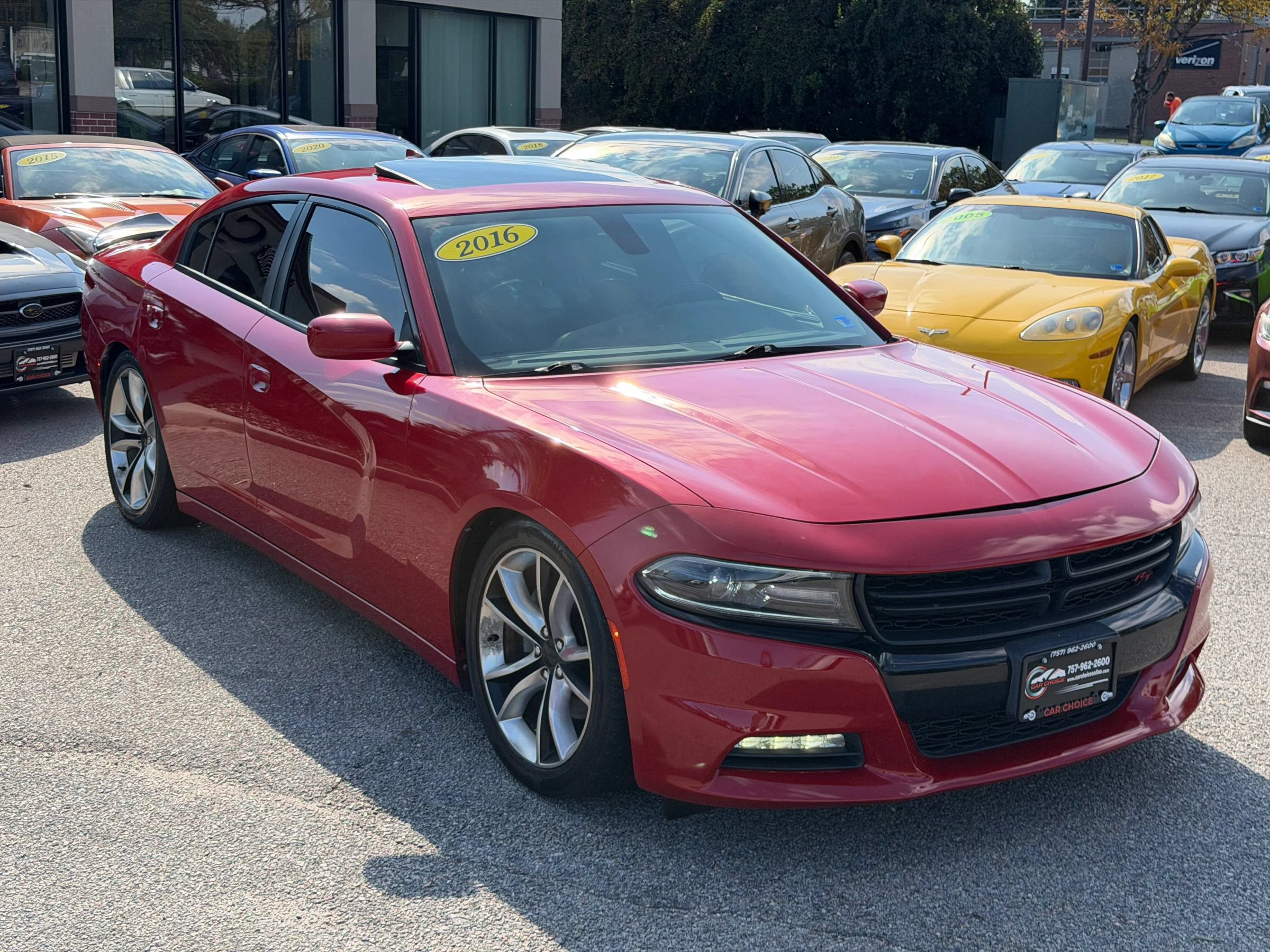Used 2016 Dodge Charger R/T RWD image 6