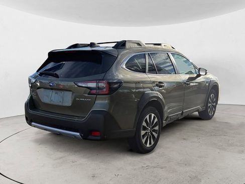 Used 2025 Subaru Outback Limited image 5