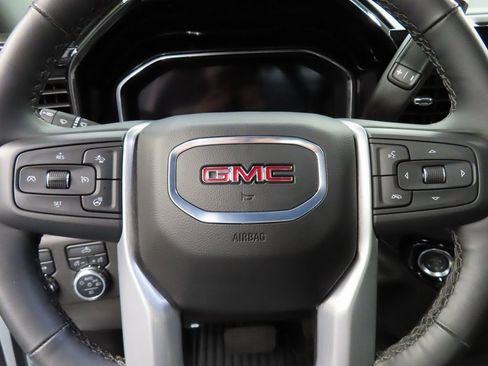 Used 2025 GMC Sierra 2500 SLE image 51