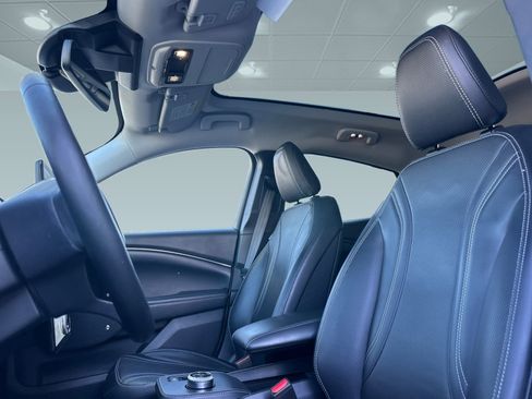 Used 2021 Ford Mustang Mach-E Premium image 15