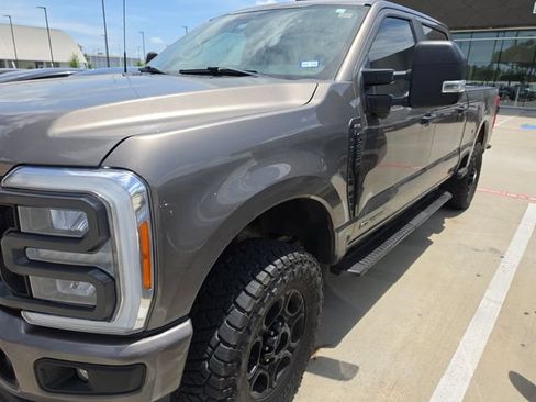 Used 2023 Ford F250 XL w/ STX Appearance Package AWD/4WD image 3