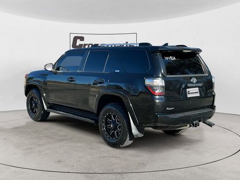 Used 2021 Toyota 4Runner SR5 Premium image 3
