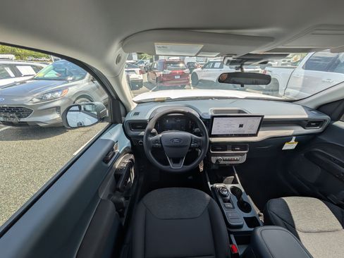 New 2026 Ford Maverick XL FWD image 11