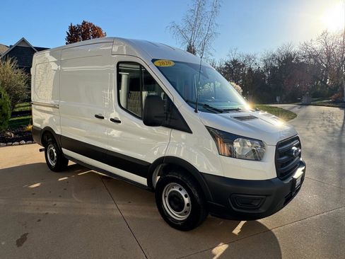 Used 2020 Ford Transit 250 Medium Roof w/ Load Area Protection Package image 8