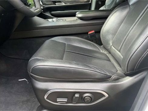 Used 2022 Jeep Wagoneer Series III image 23