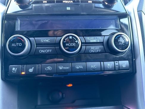 Used 2021 Subaru Ascent Touring image 17