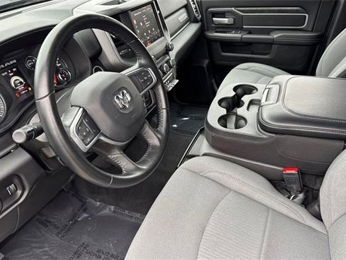 Used 2024 RAM 2500 Big Horn w/ Bed Utility Group image 10