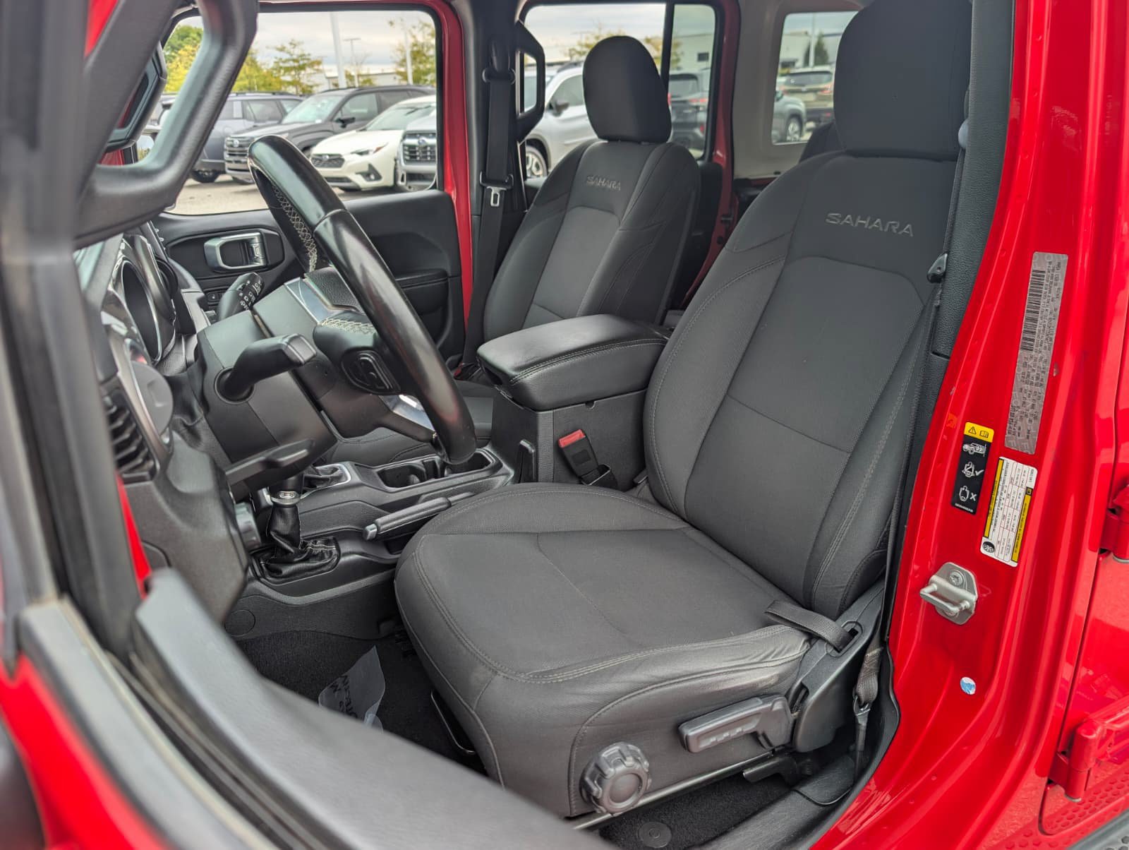 Used 2020 Jeep Wrangler Unlimited Sahara AWD/4WD image 25