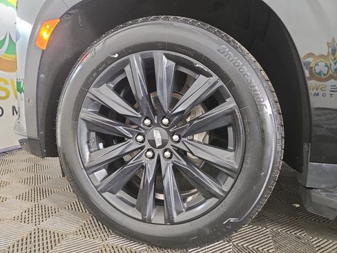 Certified 2022 Cadillac Escalade Sport w/ Touring Package image 37