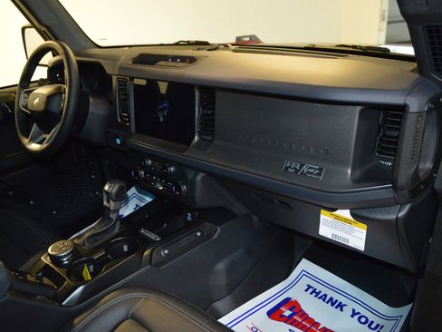 New 2025 Ford Bronco Big Bend image 10