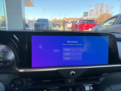 Used 2023 Toyota Crown XLE image 23