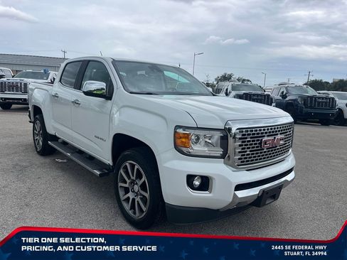 Used 2019 GMC Canyon Denali RWD image 3