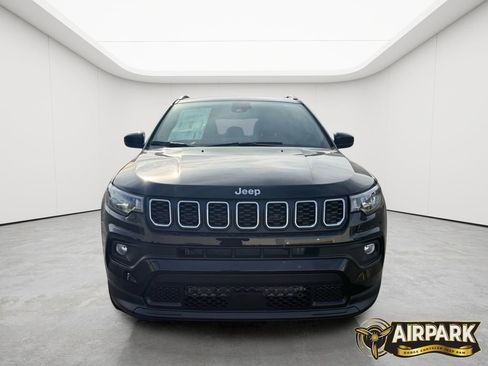 New 2026 Jeep Compass Latitude AWD/4WD image 5
