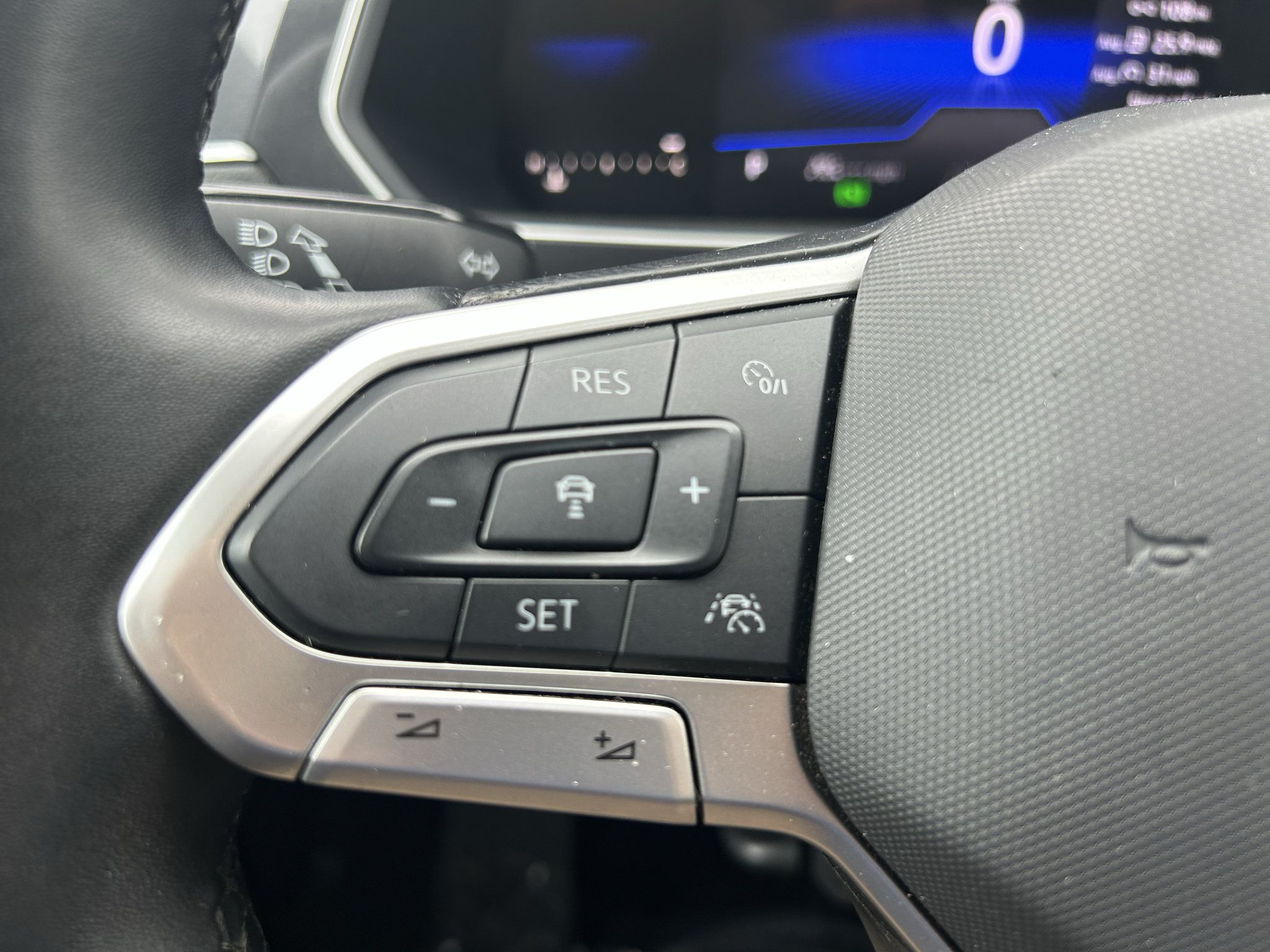 Used 2024 Volkswagen Tiguan Wolfsburg Edition AWD/4WD image 14