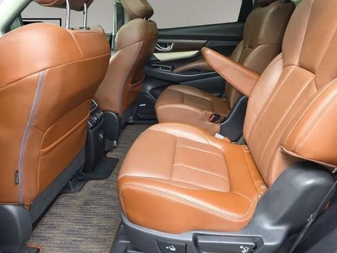 Used 2019 Subaru Ascent Touring AWD/4WD image 10