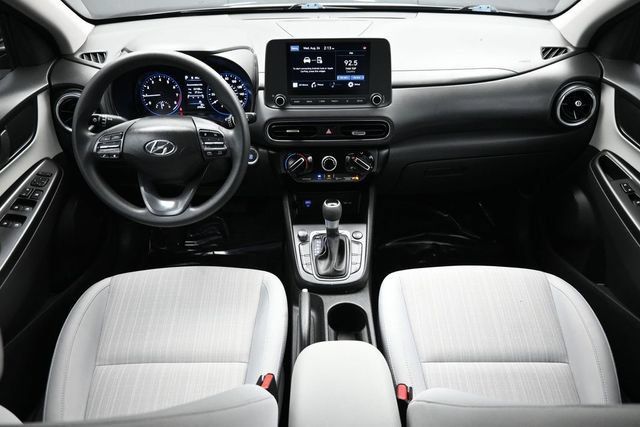 Used 2023 Hyundai Kona SEL AWD/4WD image 13