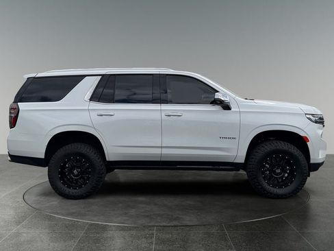 Used 2023 Chevrolet Tahoe Premier w/ Premium Package AWD/4WD image 10