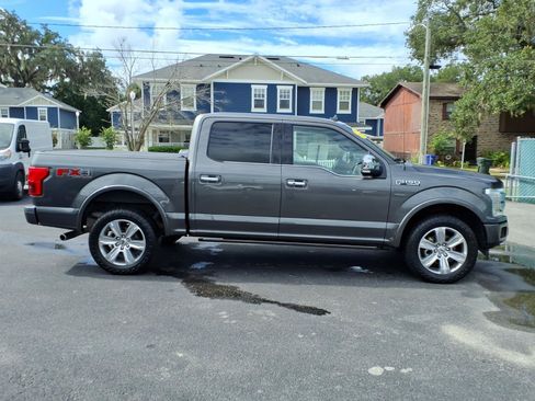 Used 2018 Ford F150 Platinum w/ Equipment Group 701A Luxury AWD/4WD image 6