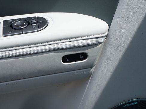 New 2026 Hyundai Ioniq 5 Limited image 11