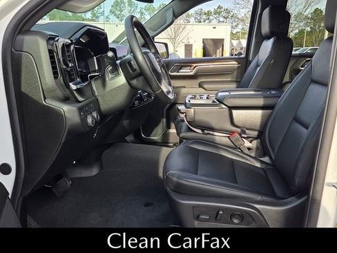 Used 2025 Chevrolet Silverado 1500 LT image 6