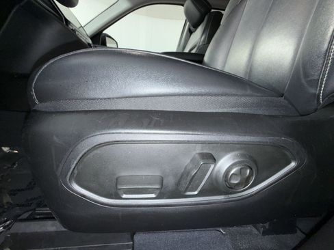 Used 2023 Jeep Grand Cherokee L Limited AWD/4WD image 14