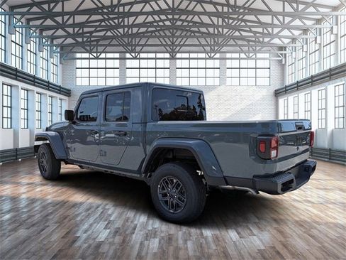 New 2025 Jeep Gladiator Sport image 6