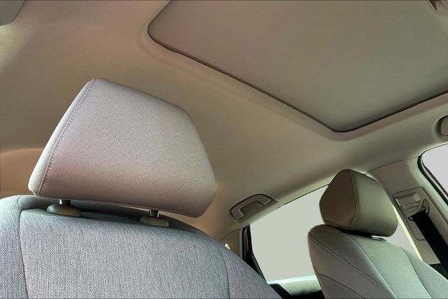 Certified 2025 Honda Accord SE image 29