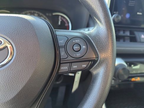 Used 2023 Toyota RAV4 LE FWD image 15