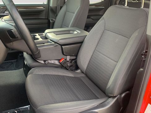 Used 2024 GMC Sierra 1500 SLE image 16