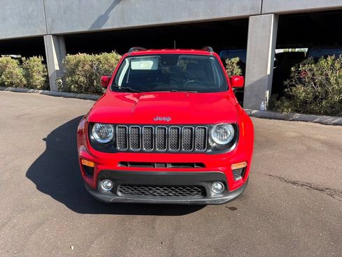 Certified 2021 Jeep Renegade Latitude FWD image 4