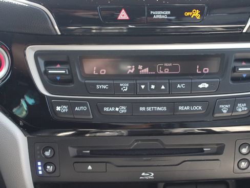 Certified 2022 Honda Pilot Elite image 29